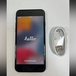 Apple iPhone 7 32GB Black Unlocked A1660 CDMA and GSM